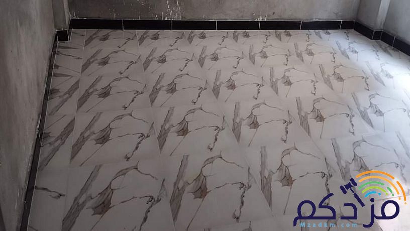 معلم جميع انواع البلاط والرخام والشغل علي المهندس