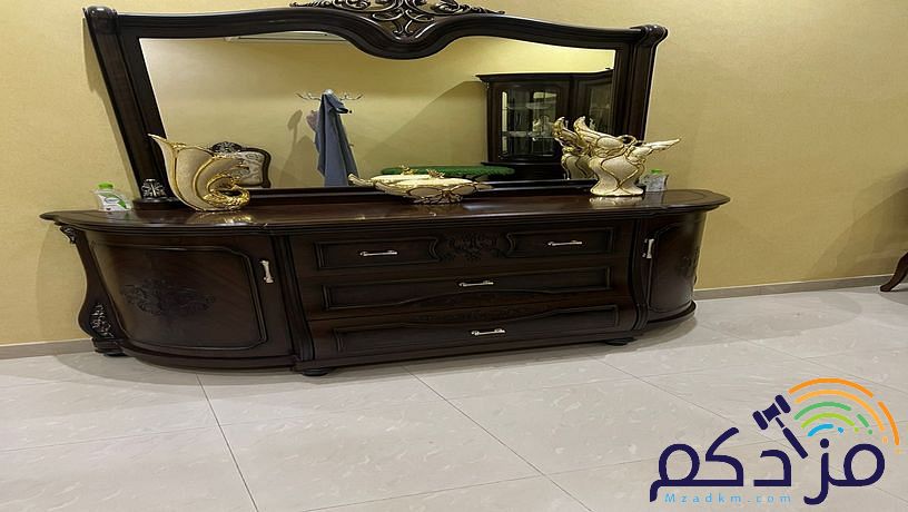 طاولة طعام ...10 كراسي