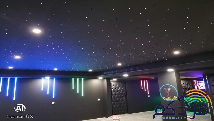 فني الياف ضوئيه وعزل صوت وجميع الأعمال الكهربائيه والصور المضيئه