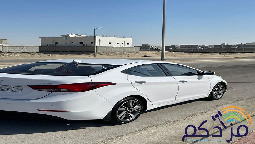 سيارات لي البيع