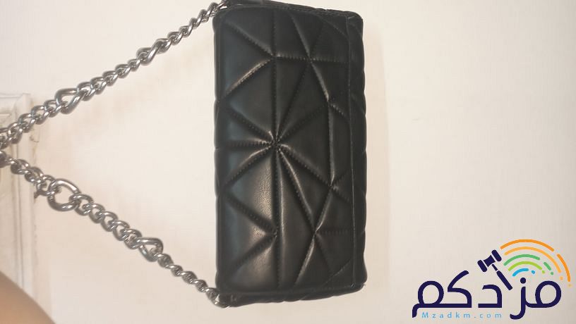 للبيع شنط فاخره ماركة نسائية