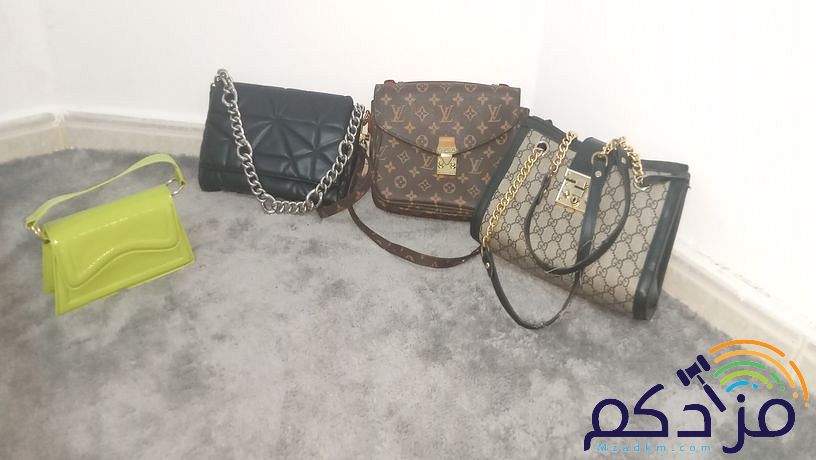 للبيع شنط فاخره ماركة نسائية