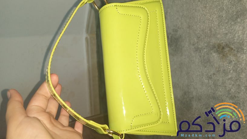 للبيع شنط فاخره ماركة نسائية