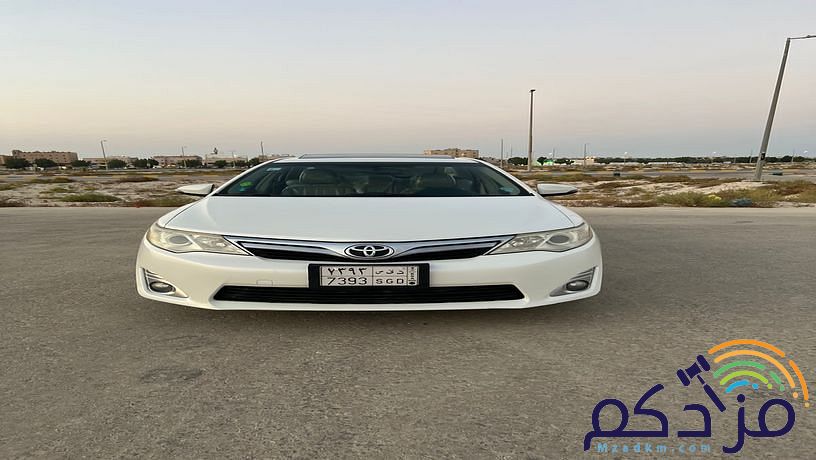 كامري 2014 السعر25 الف سكاكا
