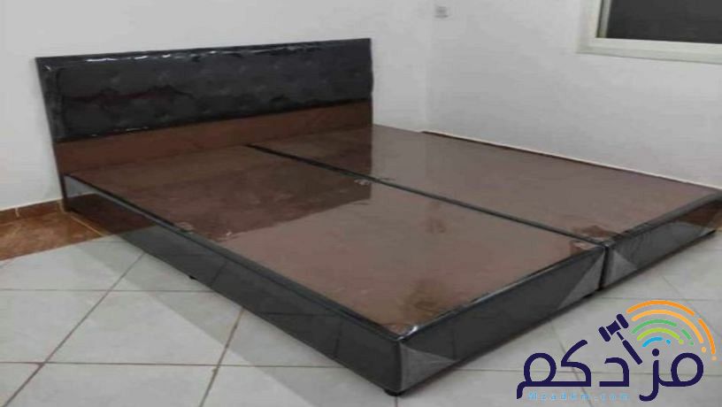 سریر مع بالمرتبة