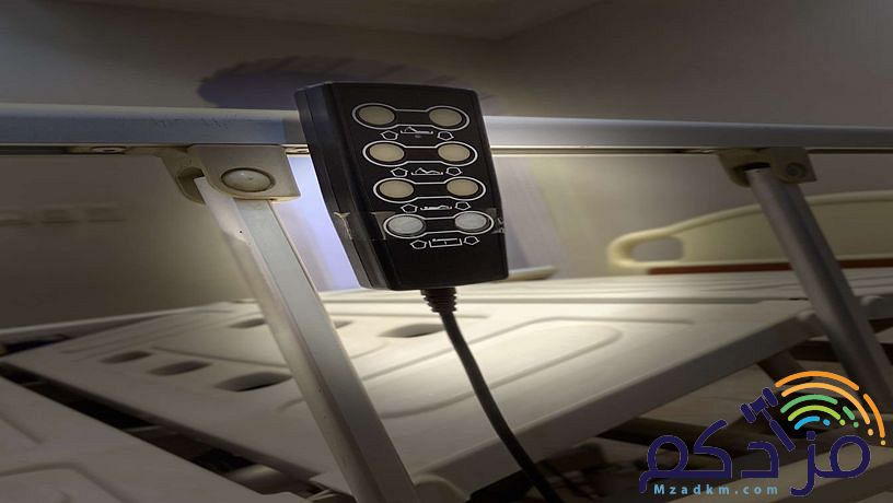 سرير طبي مع مرتبه طبيه
