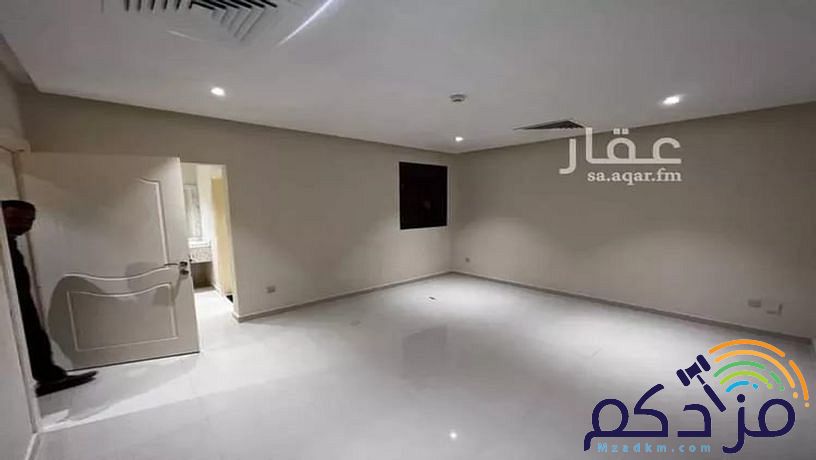 شقة فاخرة للإيجار 
في الخبر حي الروابي
حي راقي و موقع مميز