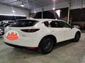 العنوان : الرياض مازدا CX5 ابيض 2019. المالك الاول ماشيه١٧٠ فوق