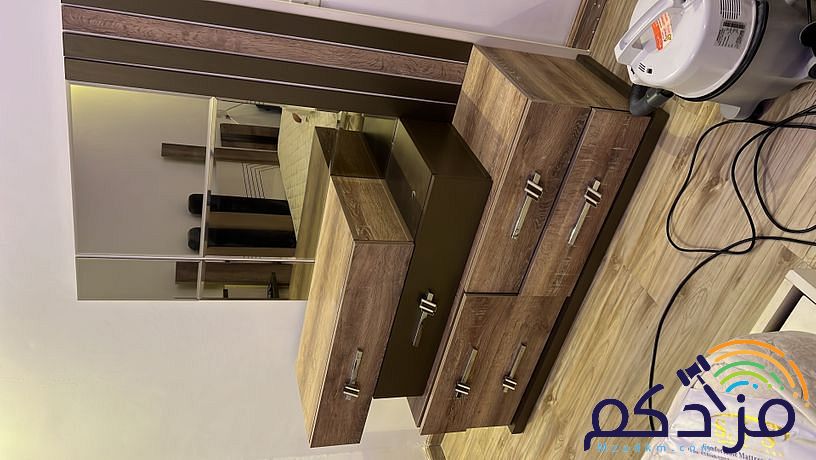 غرفة نوم مع مرتبه طبيه مع ستاره
