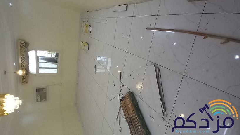 مبلط سيراميك