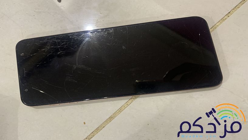 جوال جلكسي فيه كسر الجوال شغال