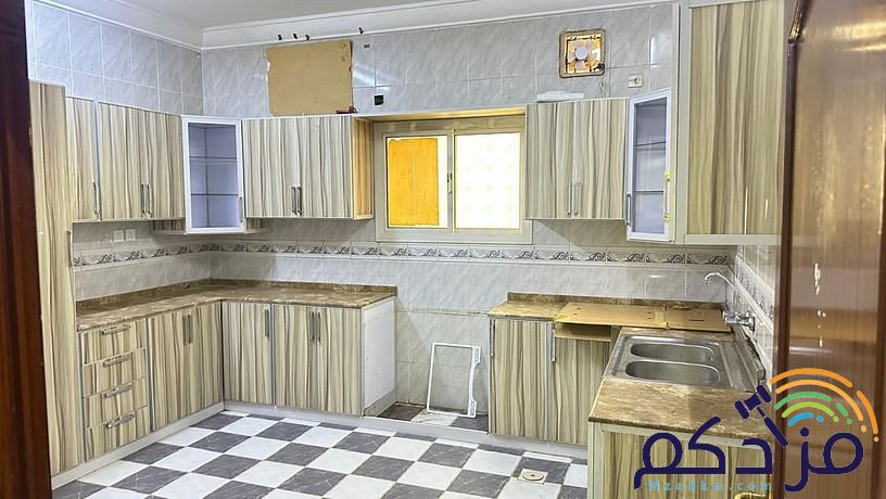 عمارة سكنية للبيع دورين بالملحق بجدة حي الاجواد