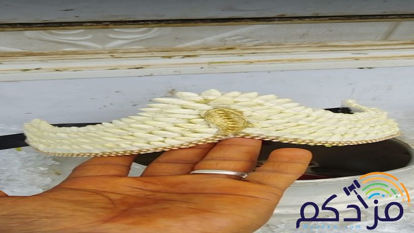 يوجد لدينا الفل البلدي والورد اطبيعيه وريحان