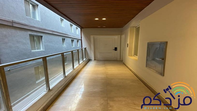شقة فاخرة للإيجار بمدينة الخبر حى الحمراء 161م